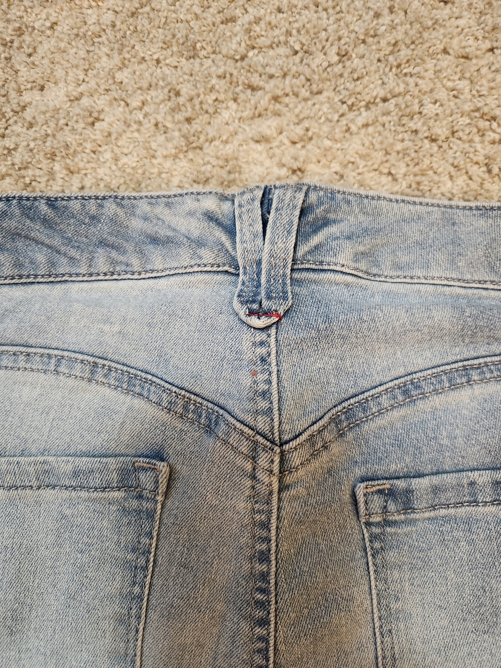 Women’s Light Blue High-Rise Skinny Jeans - Picture 7 of 12